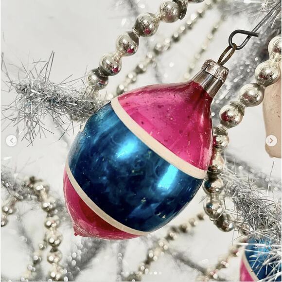Vintage Christmas Tree Ornaments Teardrop Pink Aqua Blue Glass Poland Set 3 - Picture 8 of 9